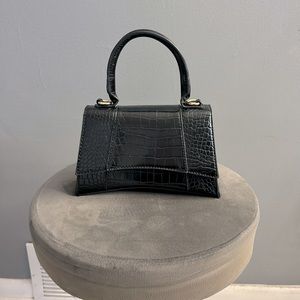 Urban expressions, black croc design mini hand bag